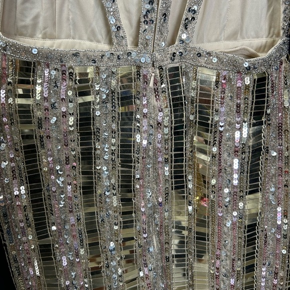 Mac Duggal 93981 Halter Neck Embellished Detailed Back Gown - Picture 13 of 15